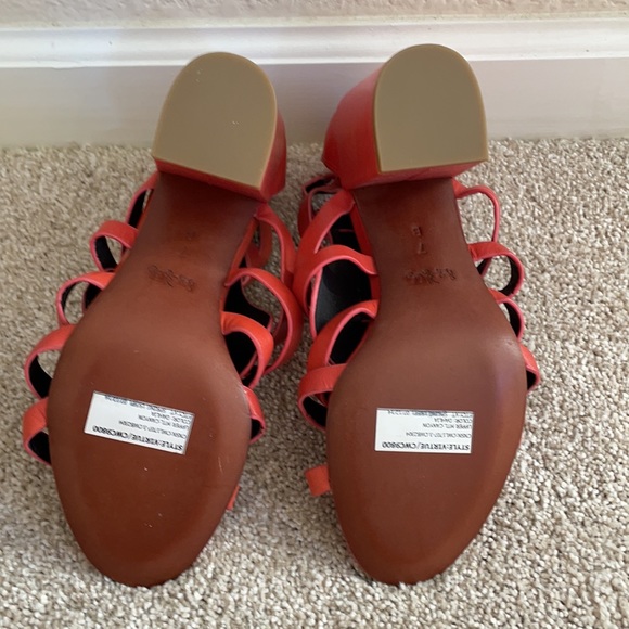 Coach Heels - Picture 8 of 9